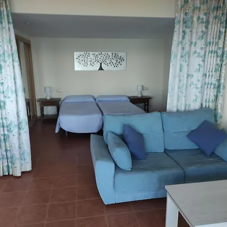 Appartement In First Line Apto 4-7
